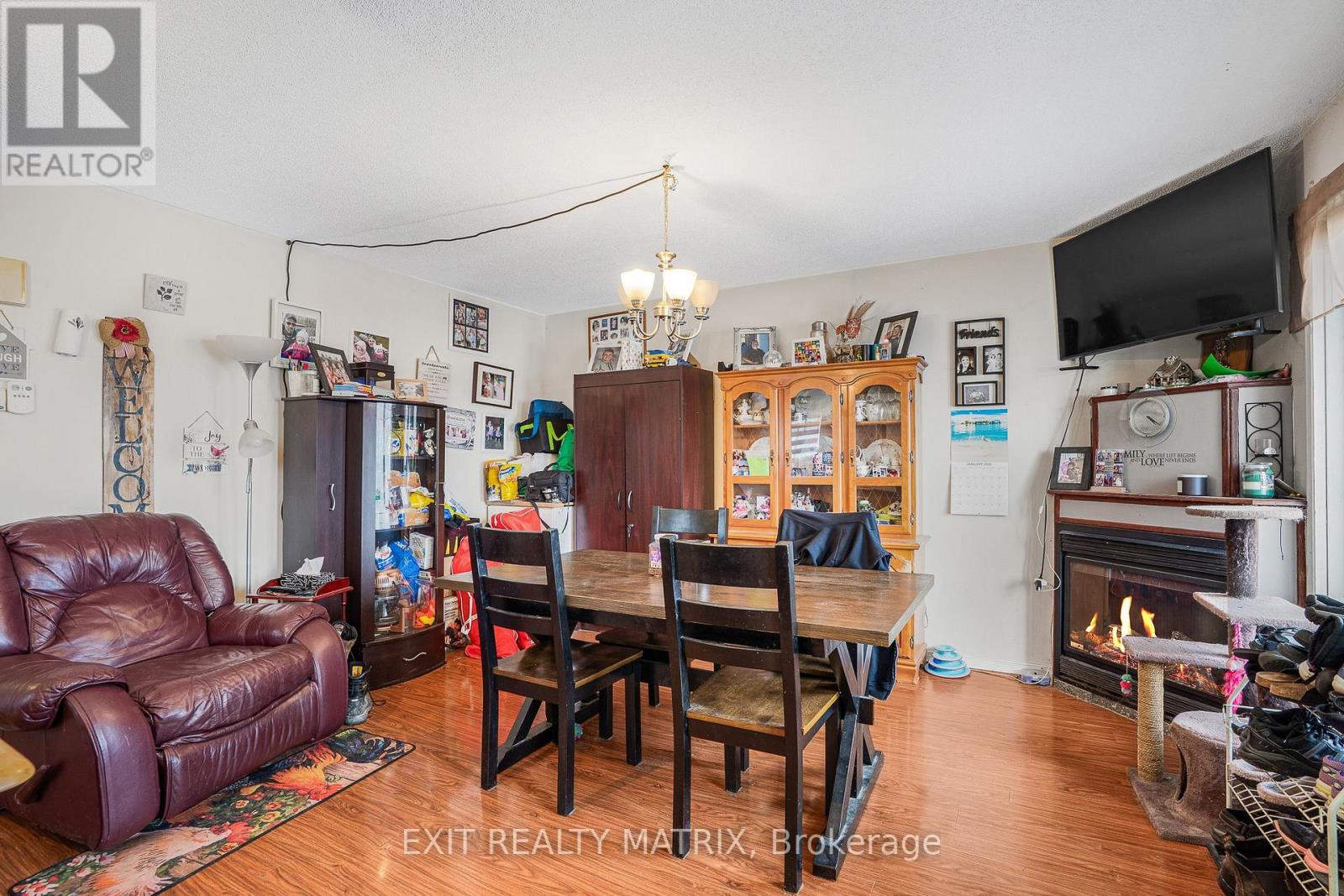 993 JACYNTHE STREET - 14