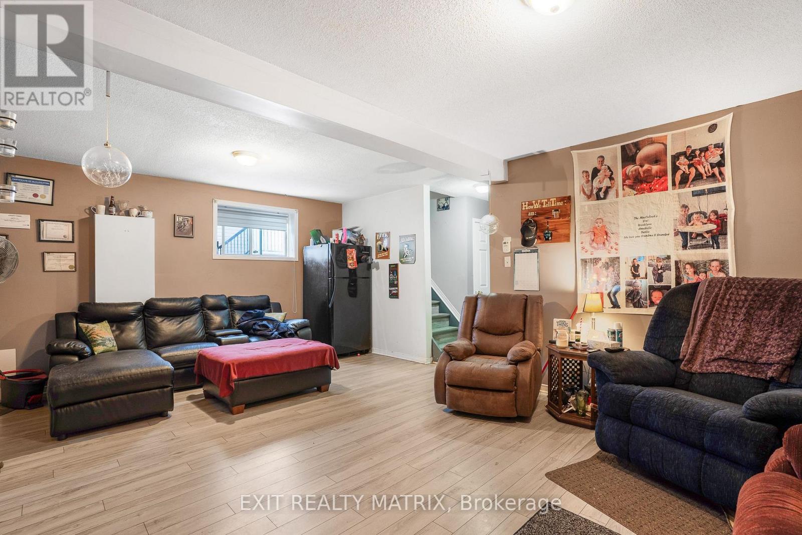 993 JACYNTHE STREET — photo 22