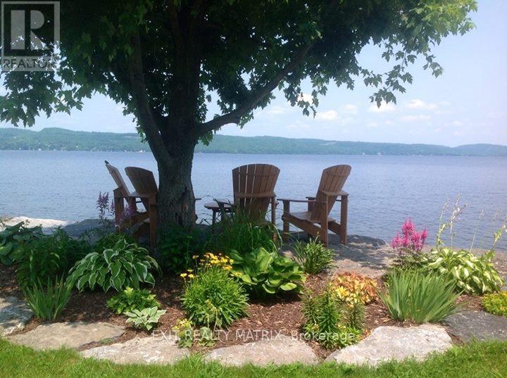 2176 BAY ROAD — photo 44
