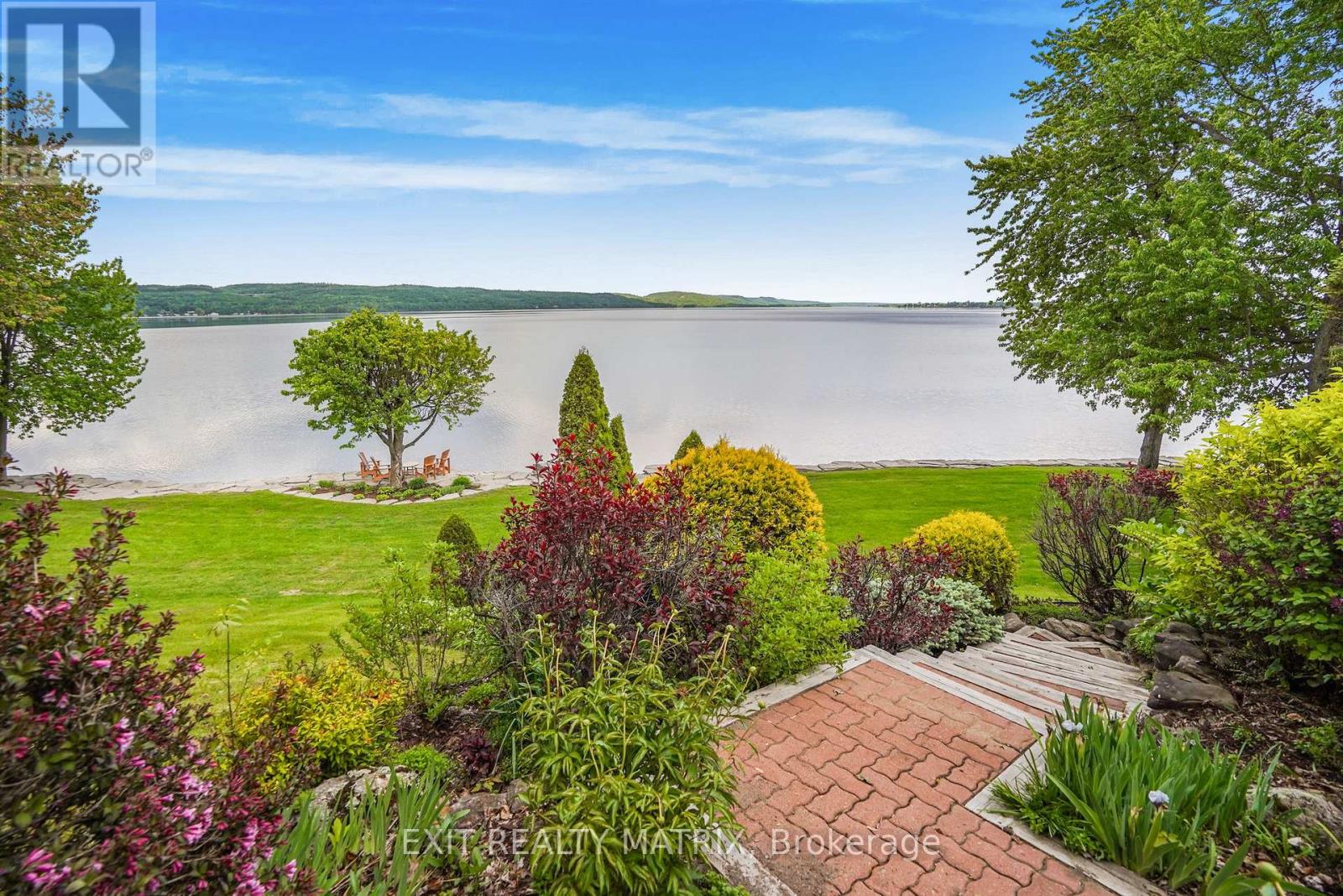 2176 BAY ROAD — photo 43