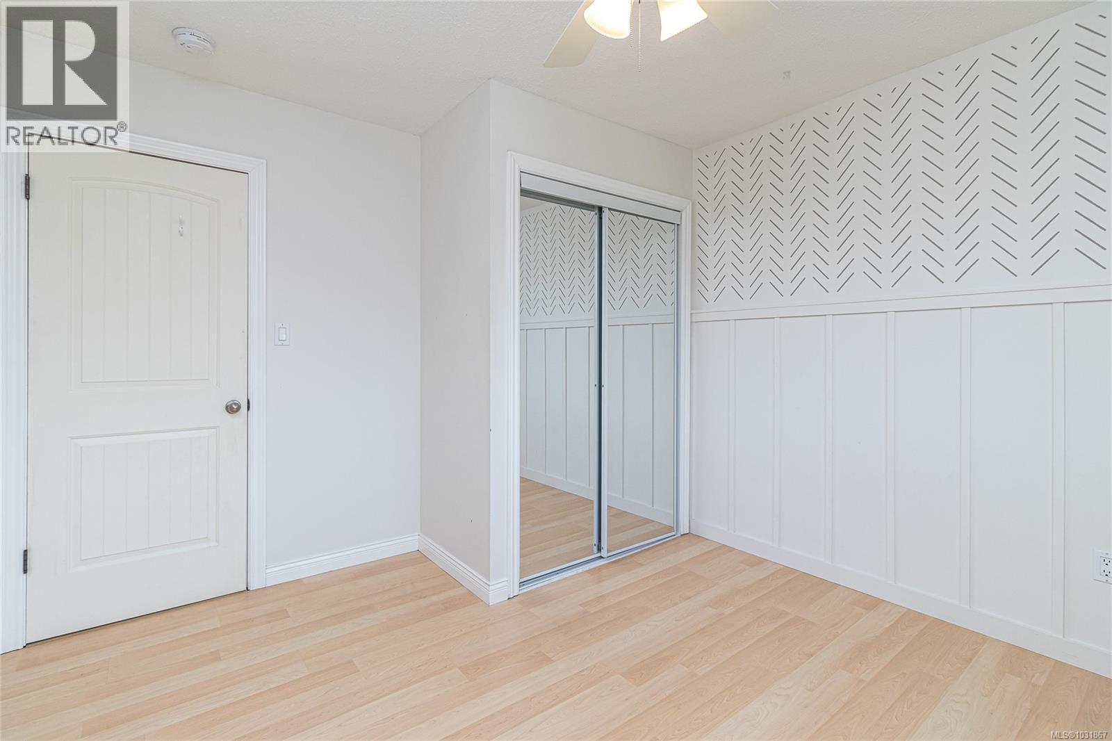 3072 MALLARD AVE - 21