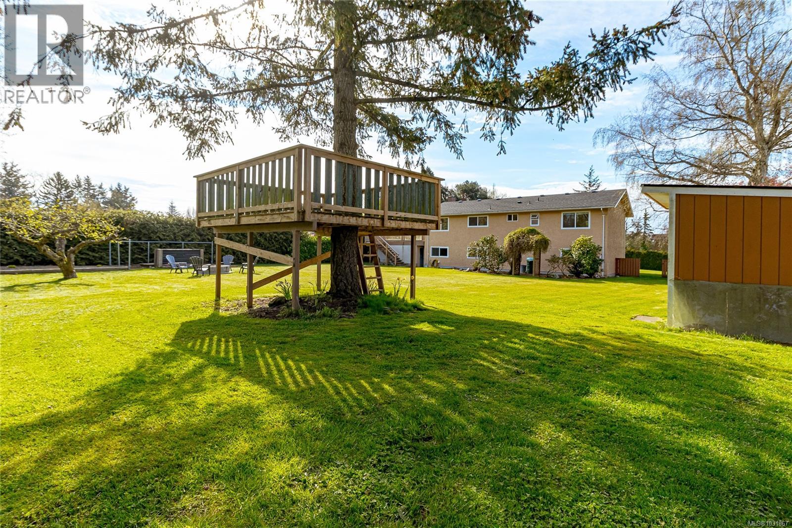 3072 MALLARD AVE - 40