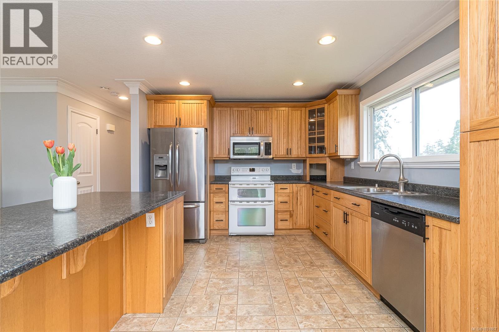 3072 MALLARD AVE - 11