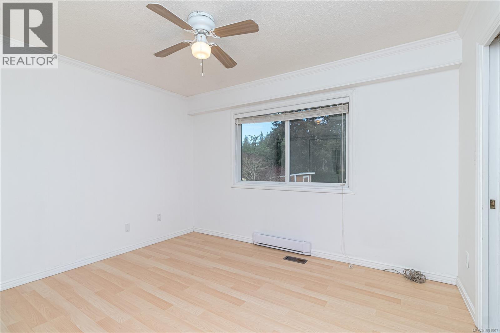 3072 MALLARD AVE - 14