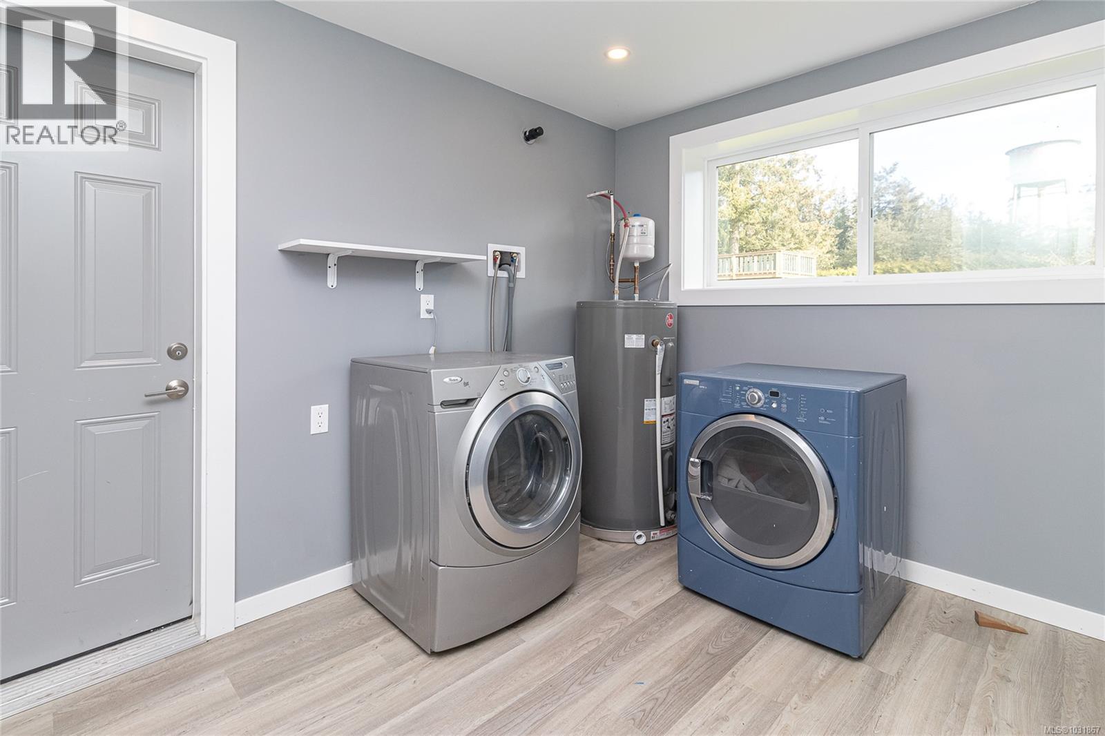 3072 MALLARD AVE - 34