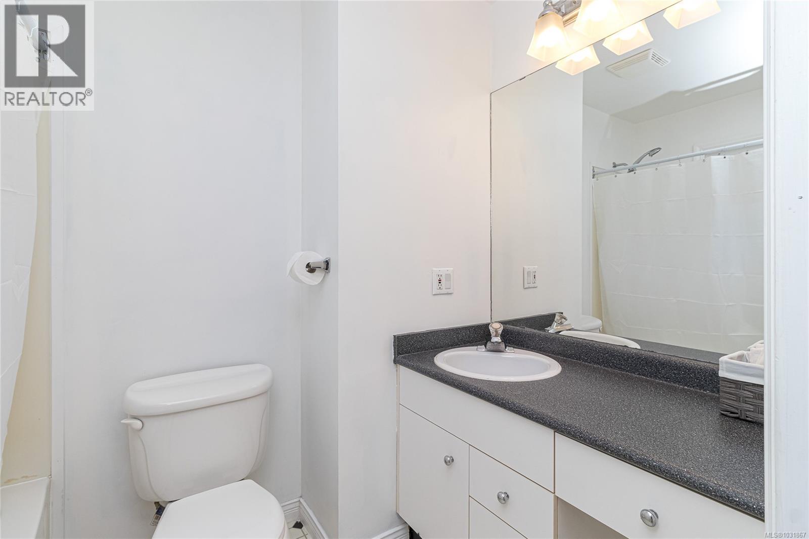 3072 MALLARD AVE - 16