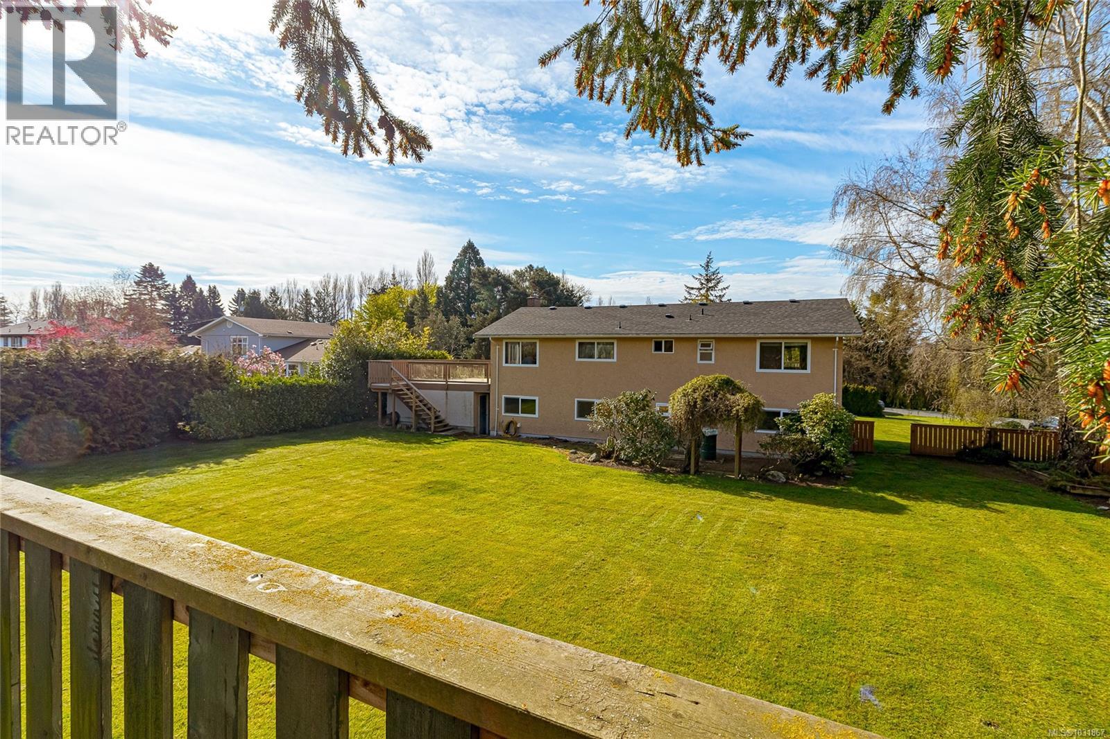 3072 MALLARD AVE - 41