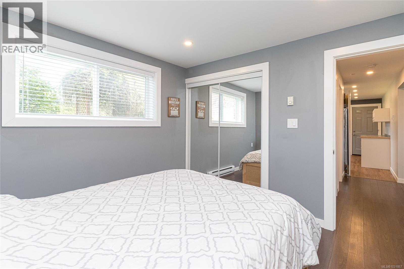 3072 MALLARD AVE - 32