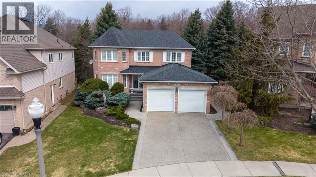 54 WOODCREST Court - 2