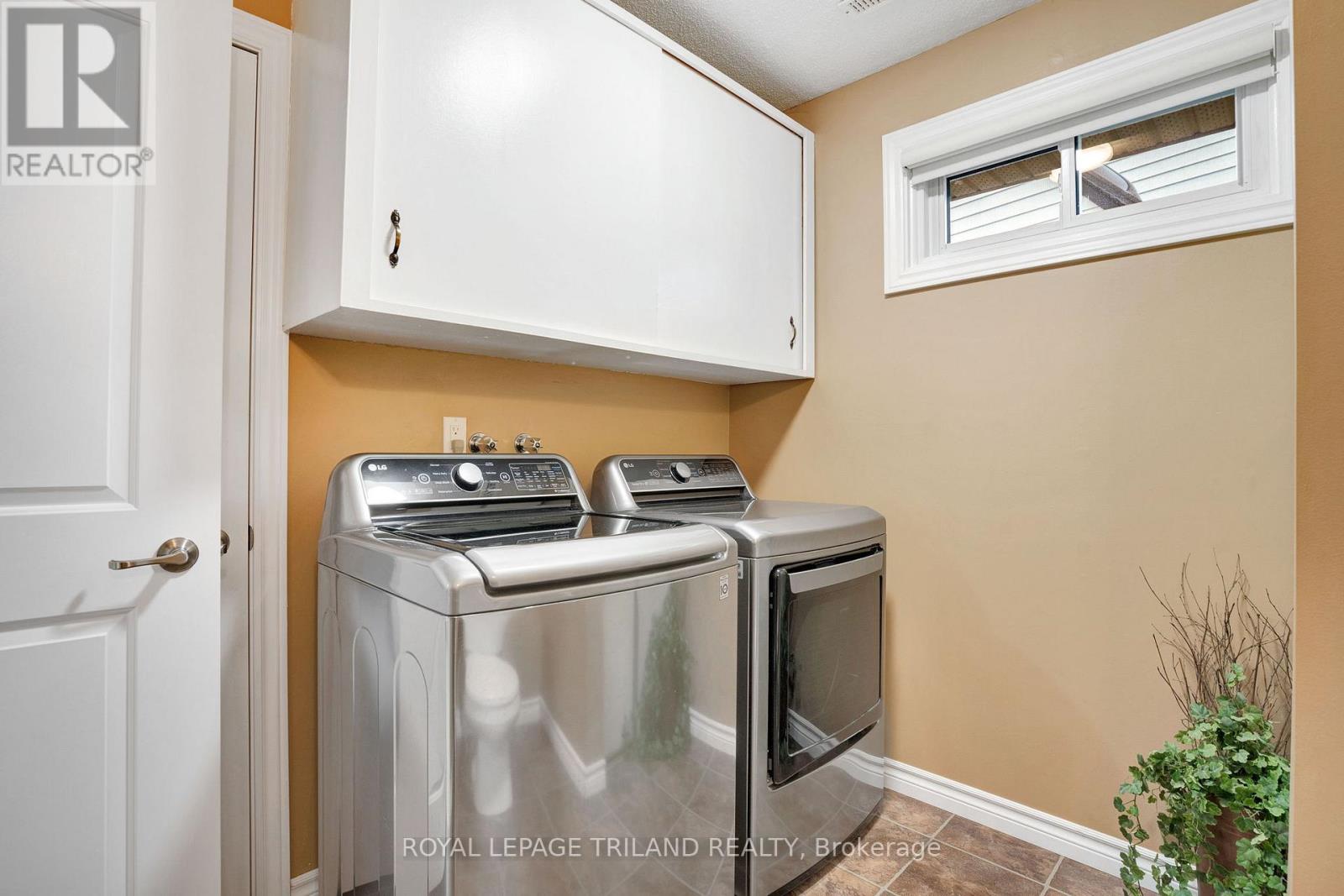 31 EDGEHILL ROAD Property Photo