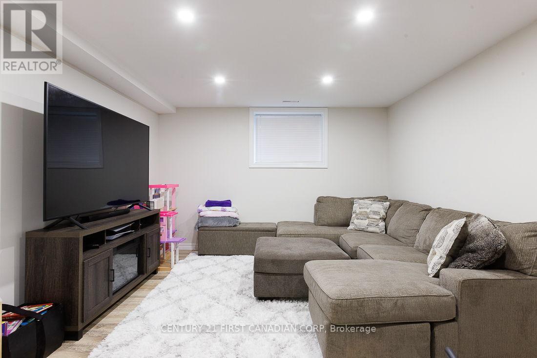 2014 BALLYMOTE AVENUE Property Photo