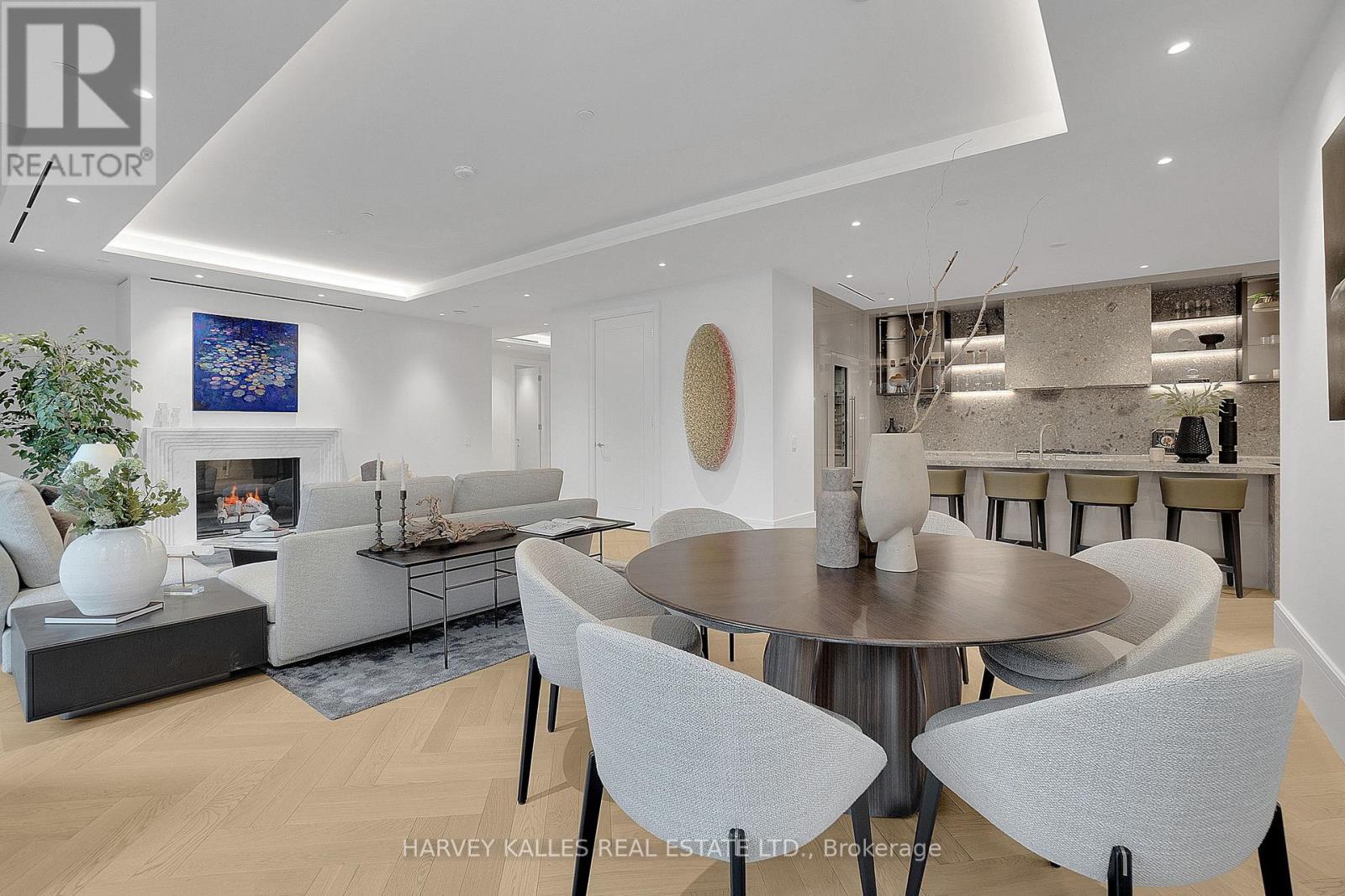 #104 7 DALE AVENUE - 15