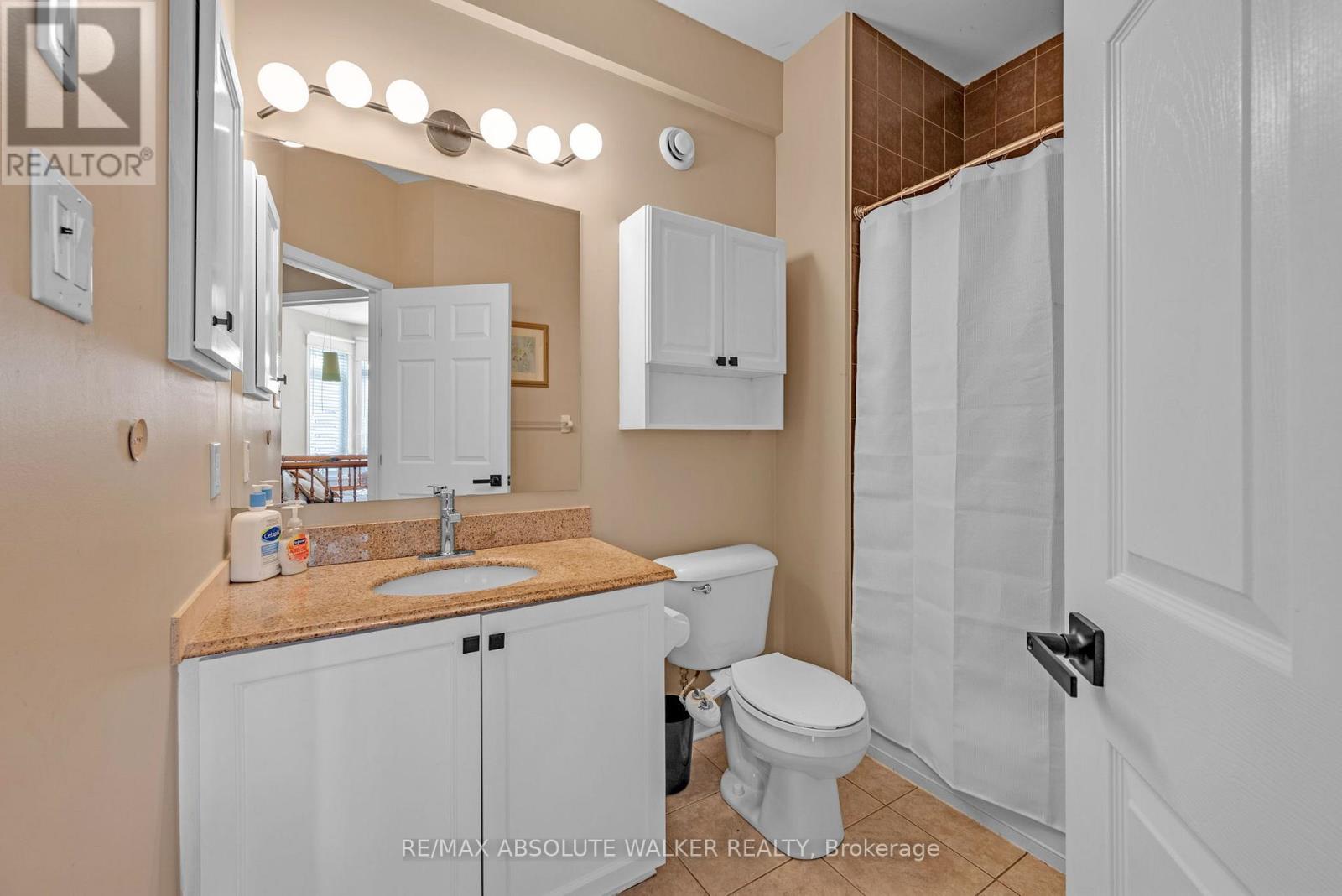1024 MARCONI AVENUE — photo 18