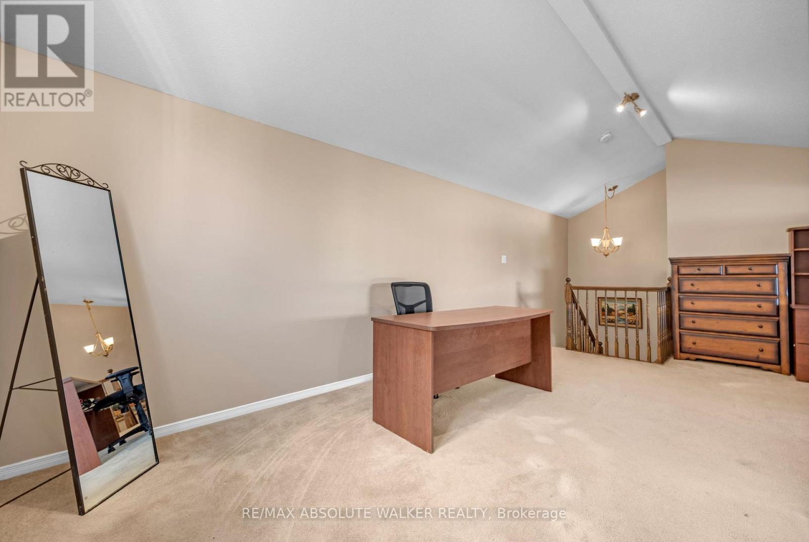 1024 MARCONI AVENUE — photo 20