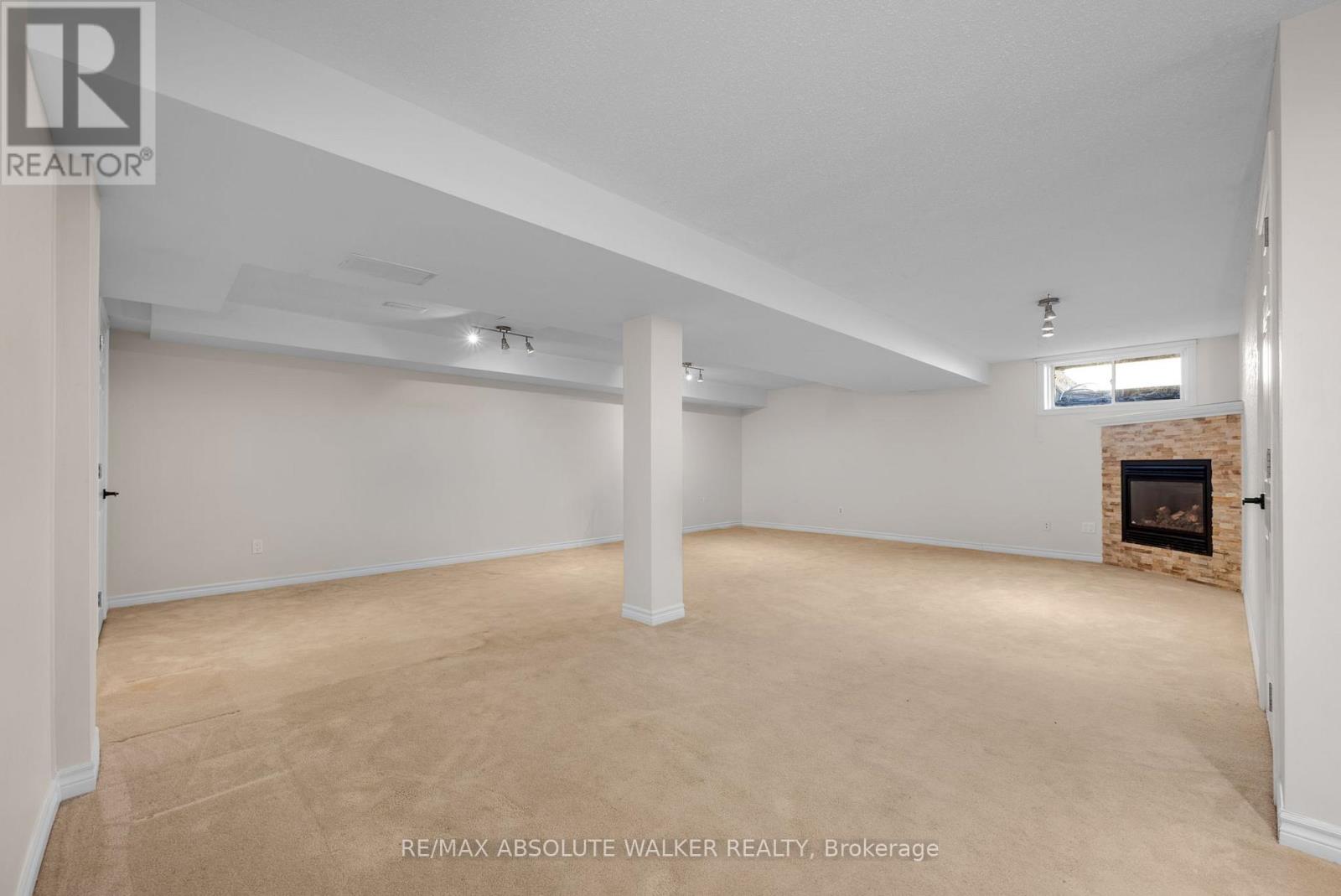 1024 MARCONI AVENUE - 25