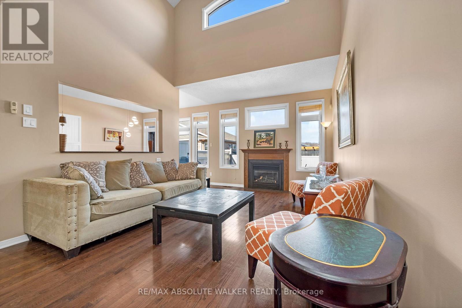 1024 MARCONI AVENUE - 3