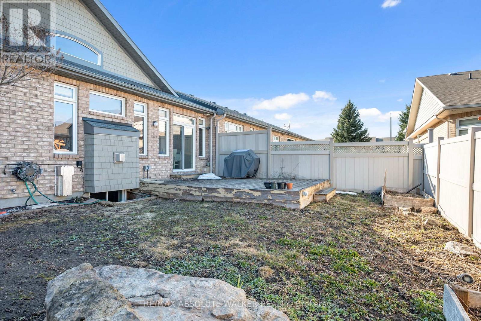 1024 MARCONI AVENUE - 30
