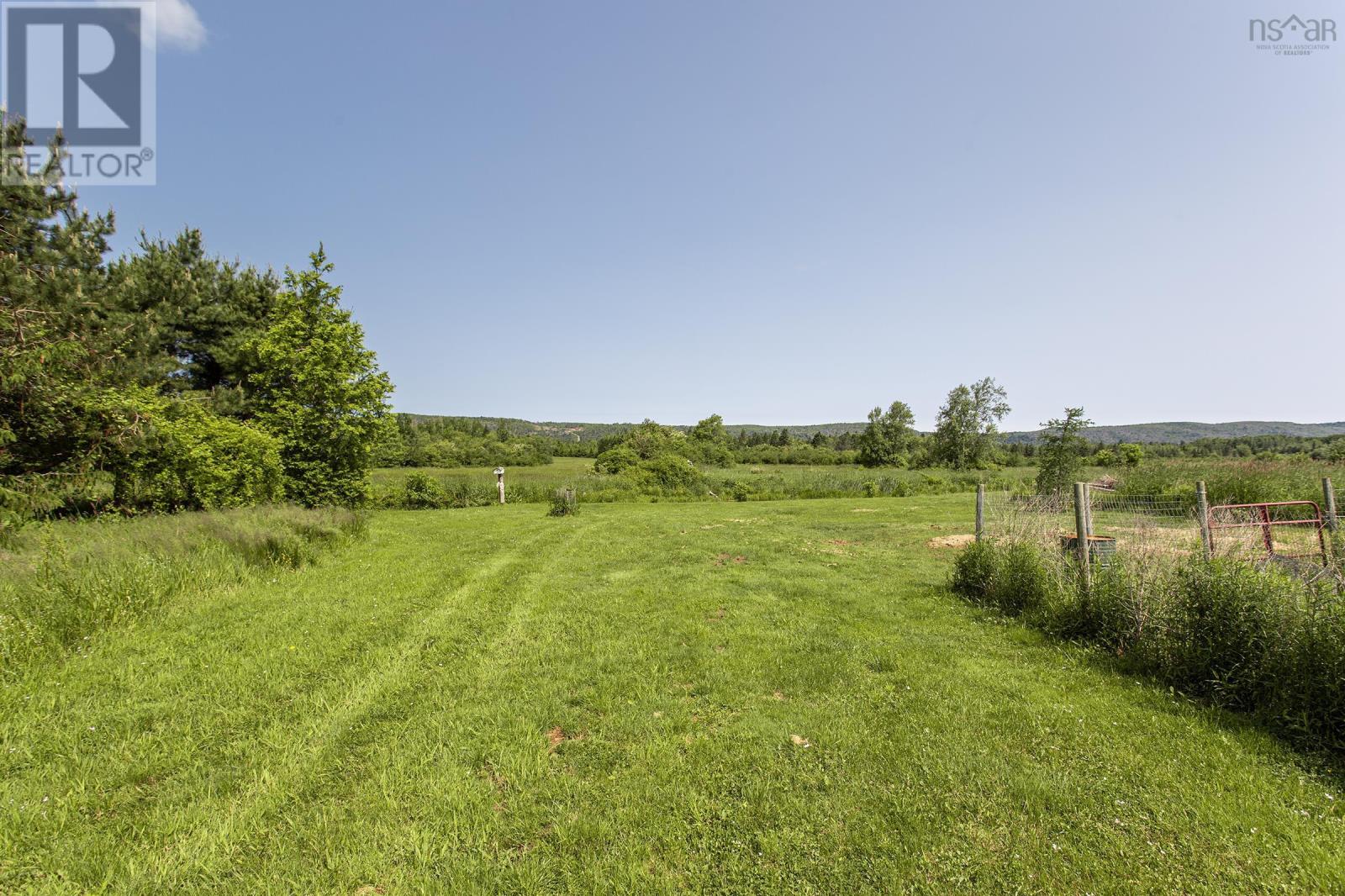 Property 32 of 38 of 7455 Highway 1