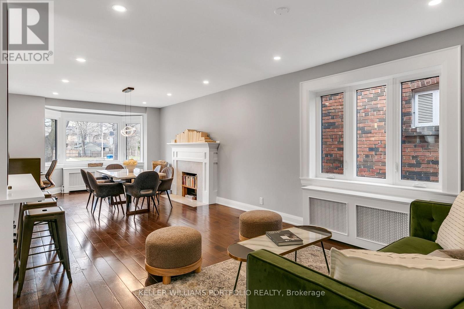 Main Unit Living & Dining