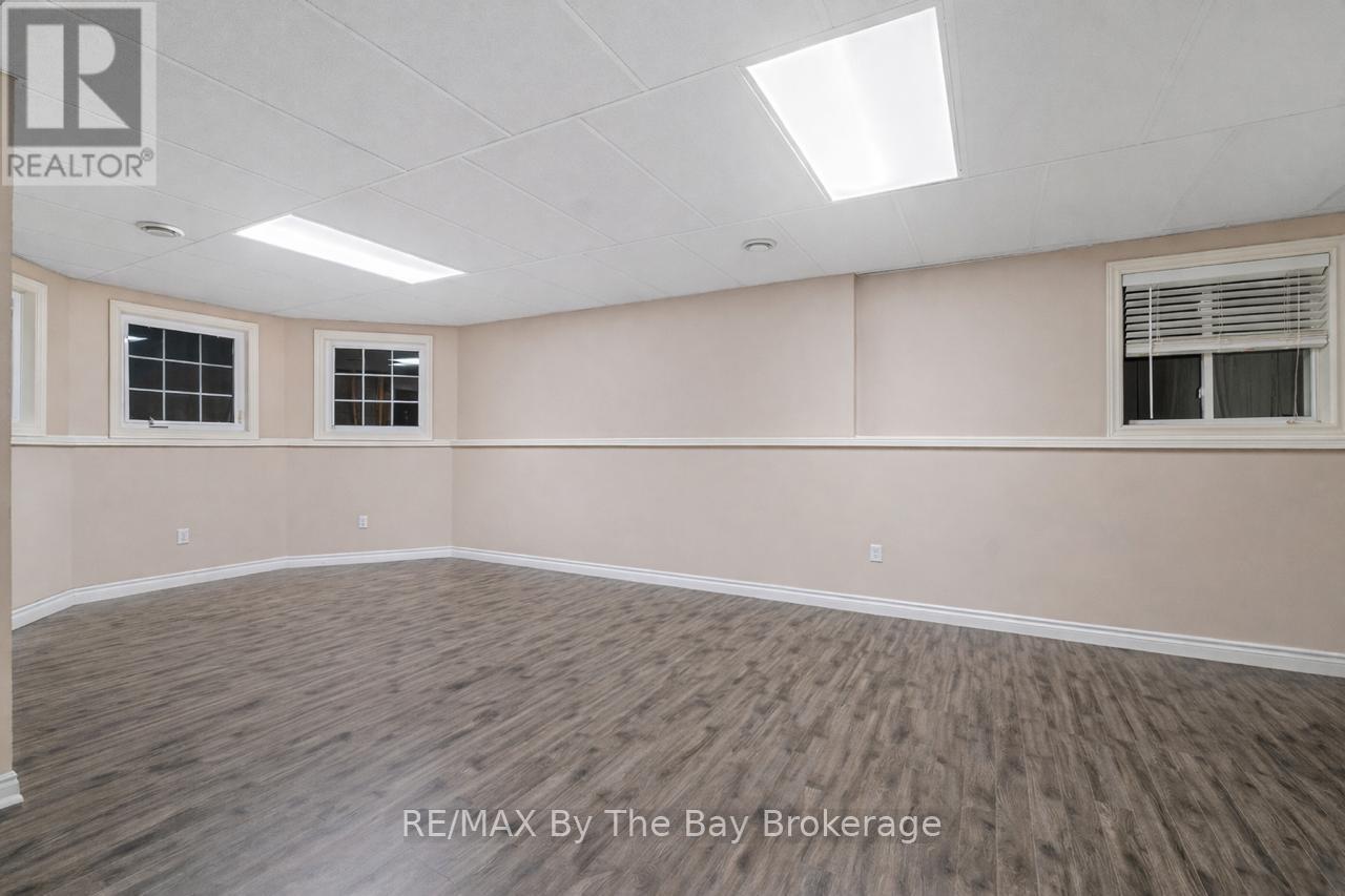 2nd larger bedroom lower level