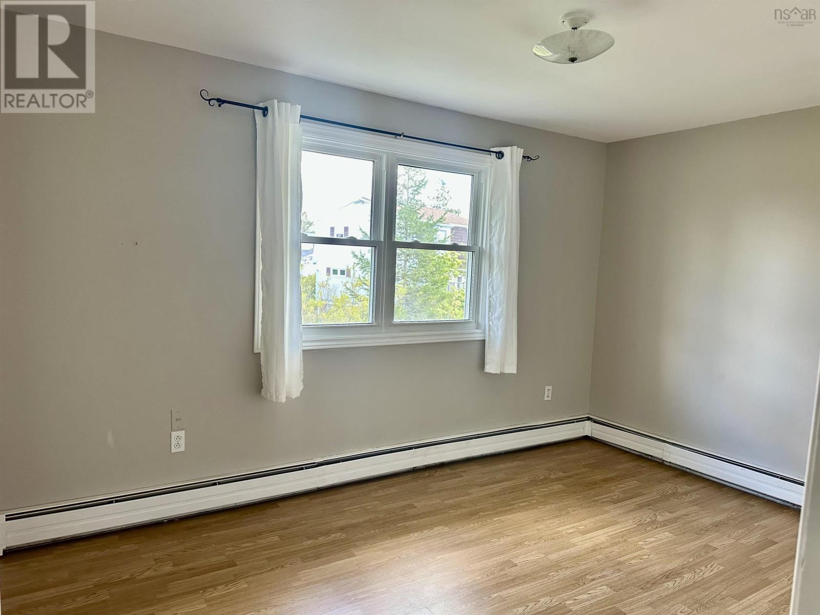 Property 24 of 32 of 3 Grants Court