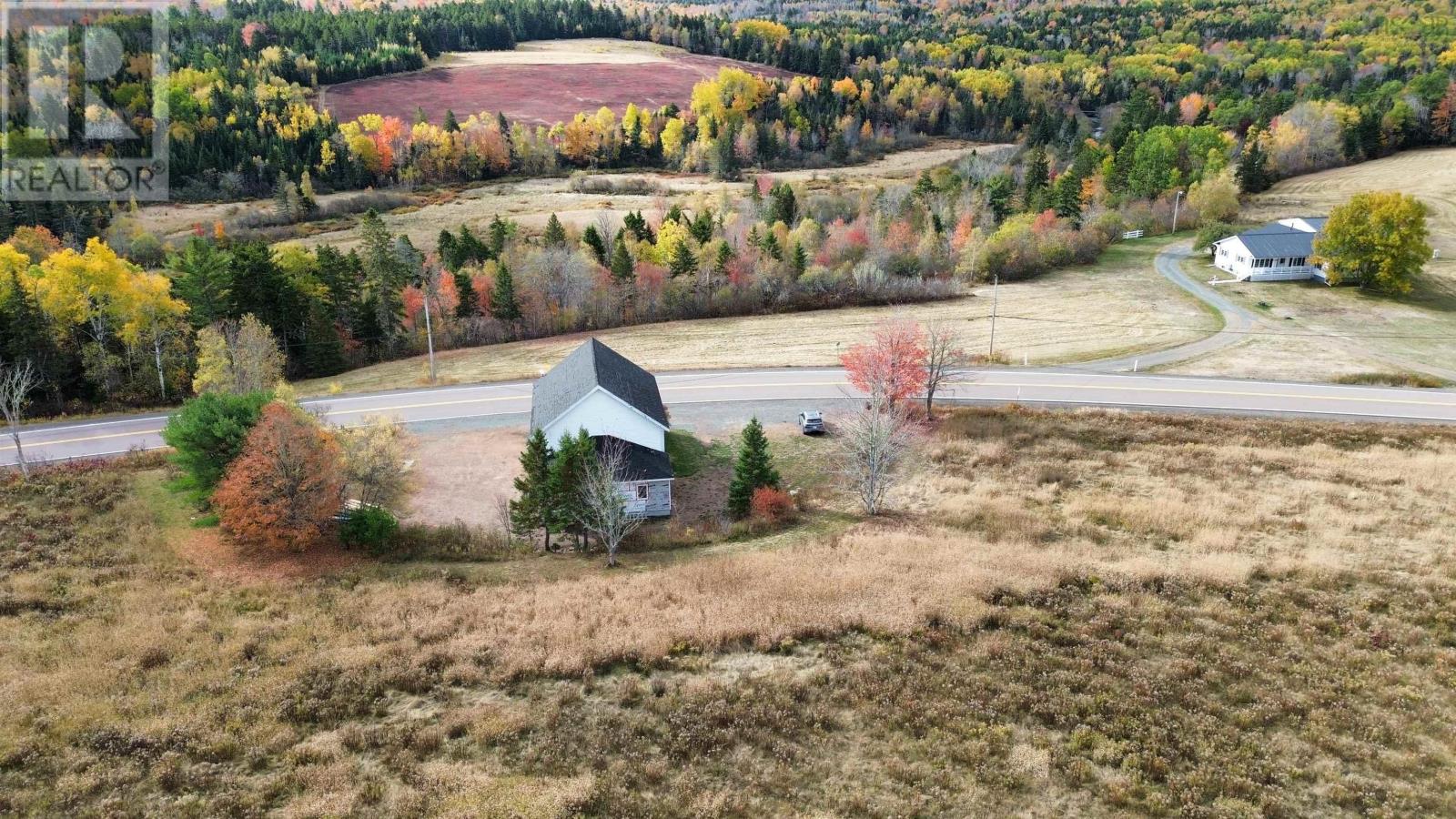 Property 11 of 44 of 10563 Hwy #2 Highway