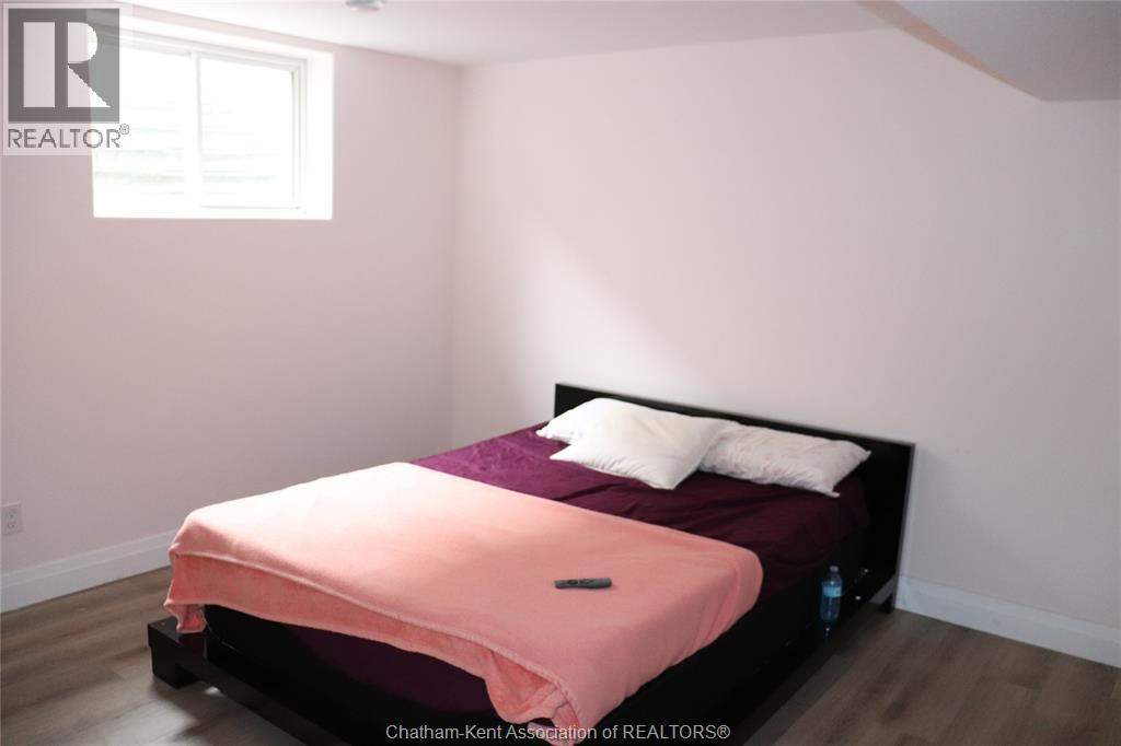 2 Delft COURT - 13
