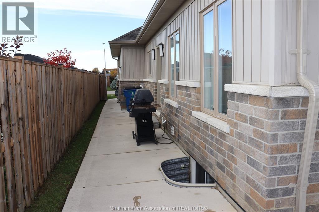 2 Delft COURT - 19