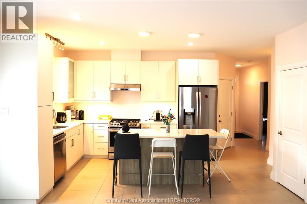 2 Delft COURT - 3