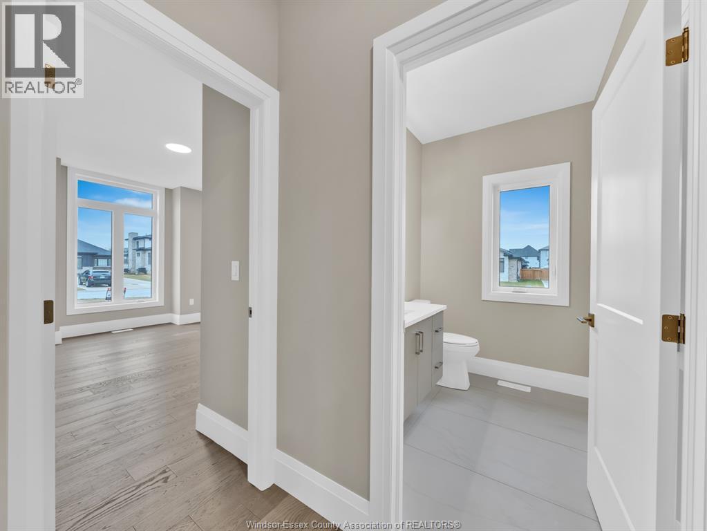 61 HILTON COURT - 29