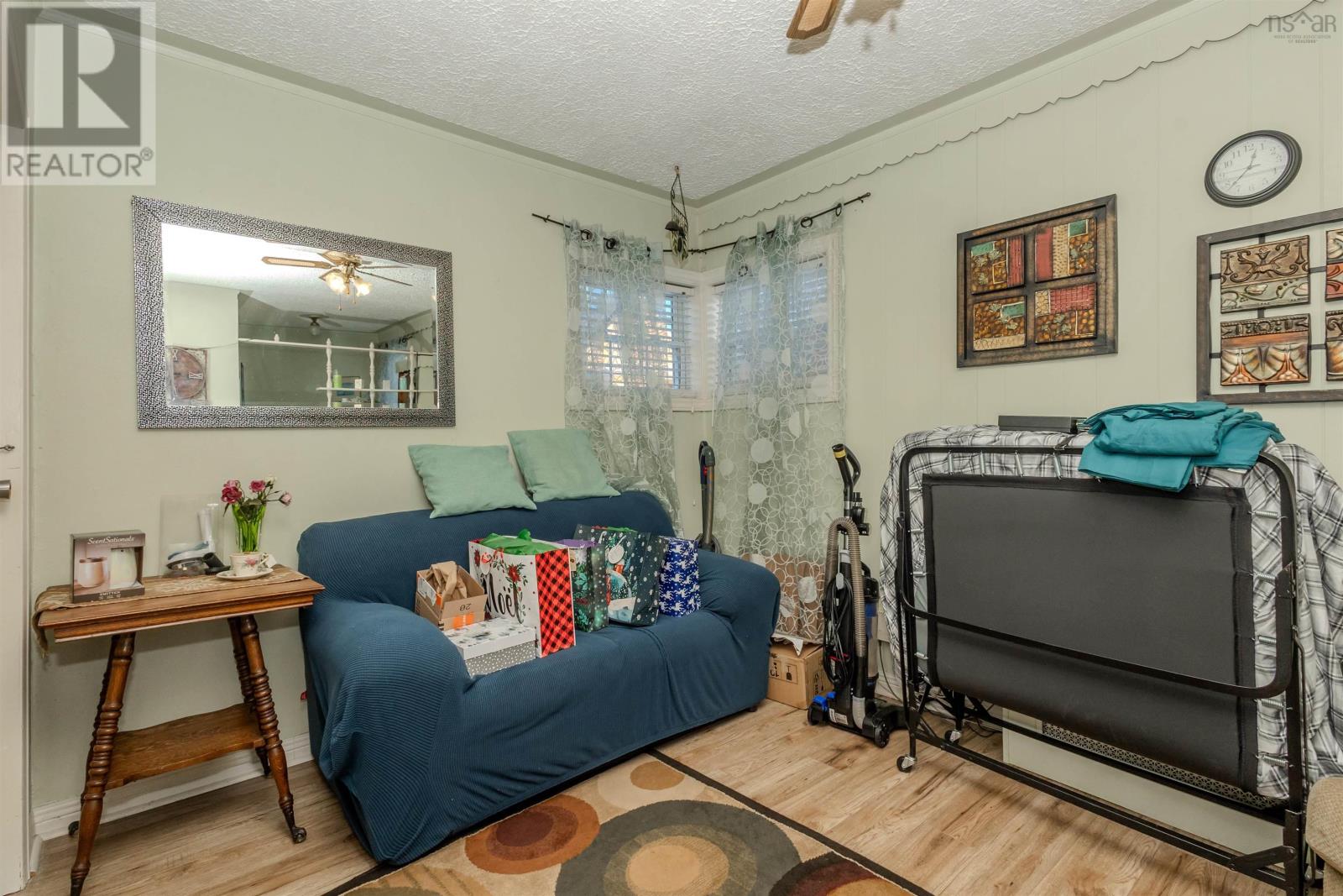 Property 22 of 32 of 70 fraser Avenue