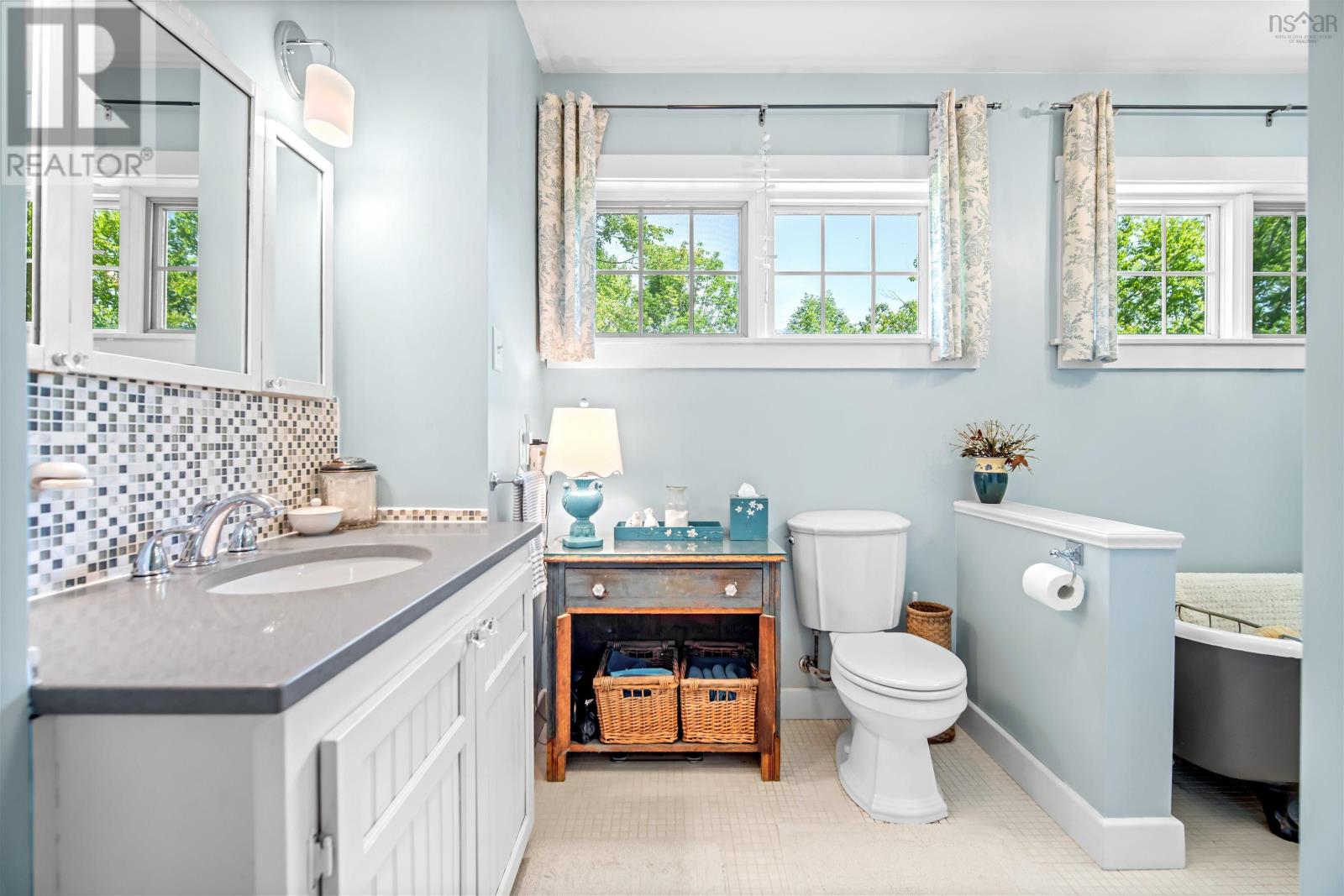 Property 22 of 49 of 24 Hamshaw Drive