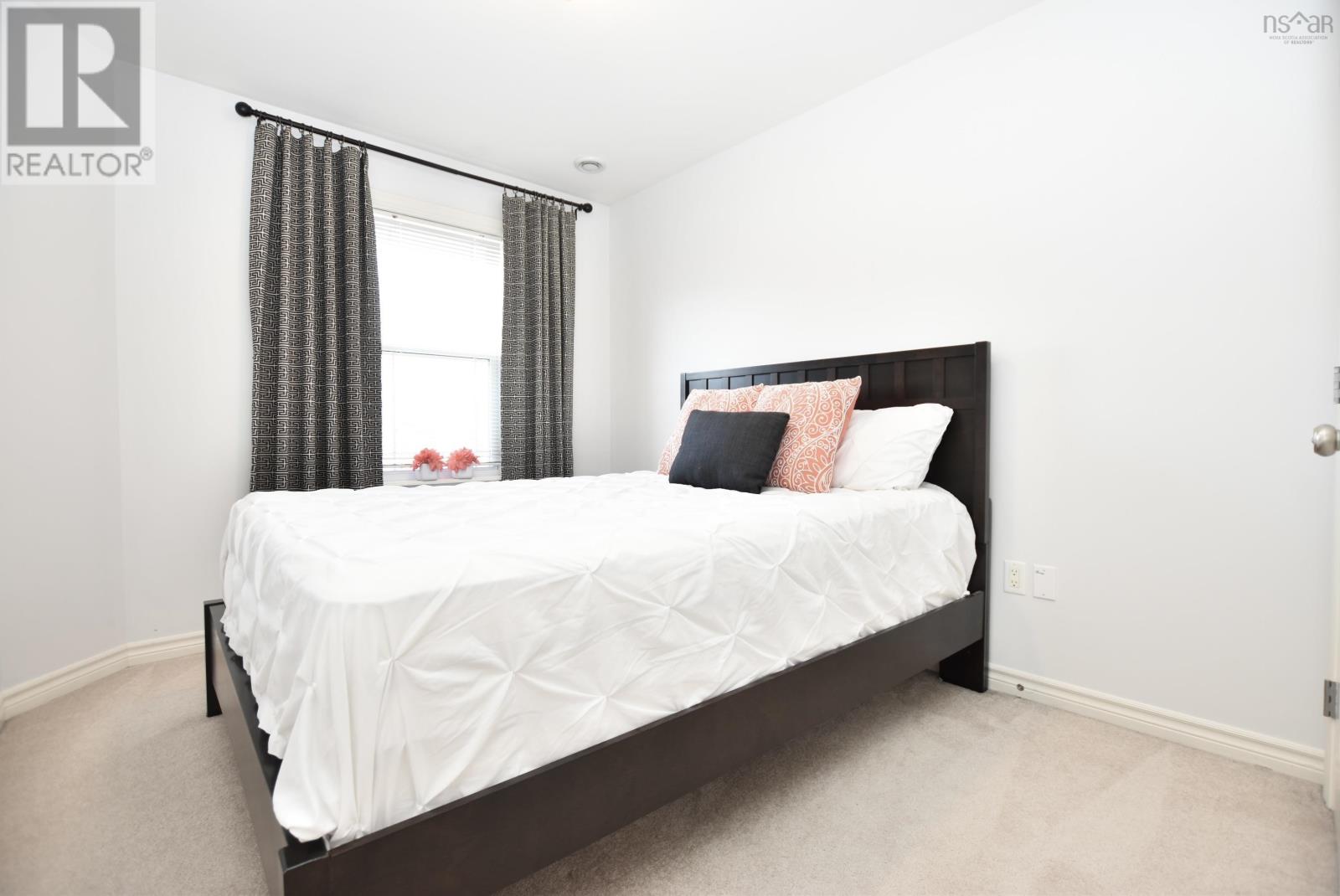 Property 21 of 35 of 46 Bosun Run