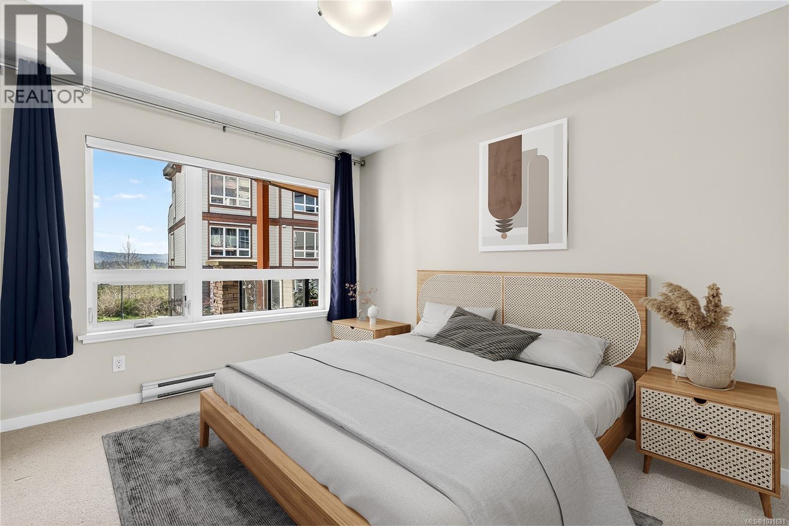 #202 6591 LINCROFT RD - 23