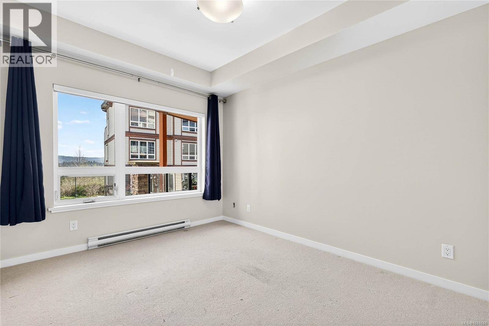 #202 6591 LINCROFT RD - 24