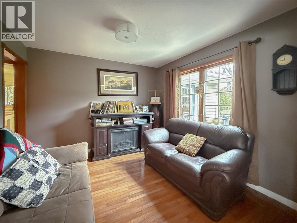 518 CAMDEN STREET - 9