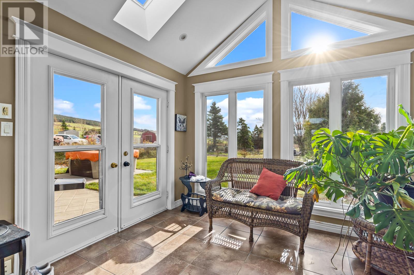 SUN ROOM