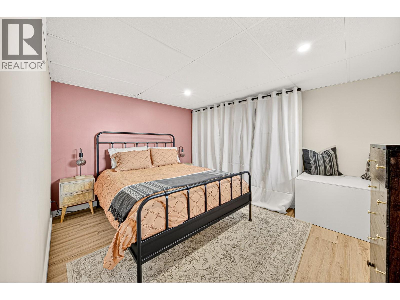 146 14TH STREET - 30