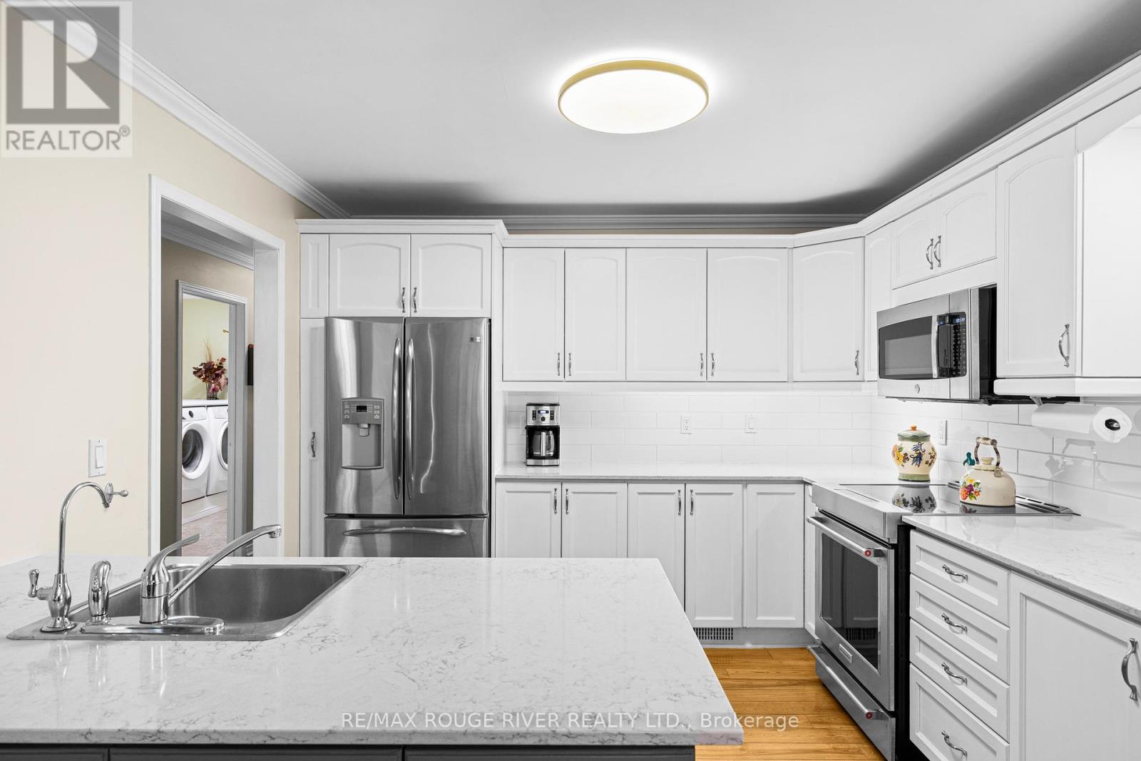 #14 10126 LONGSAULT ROAD - 18