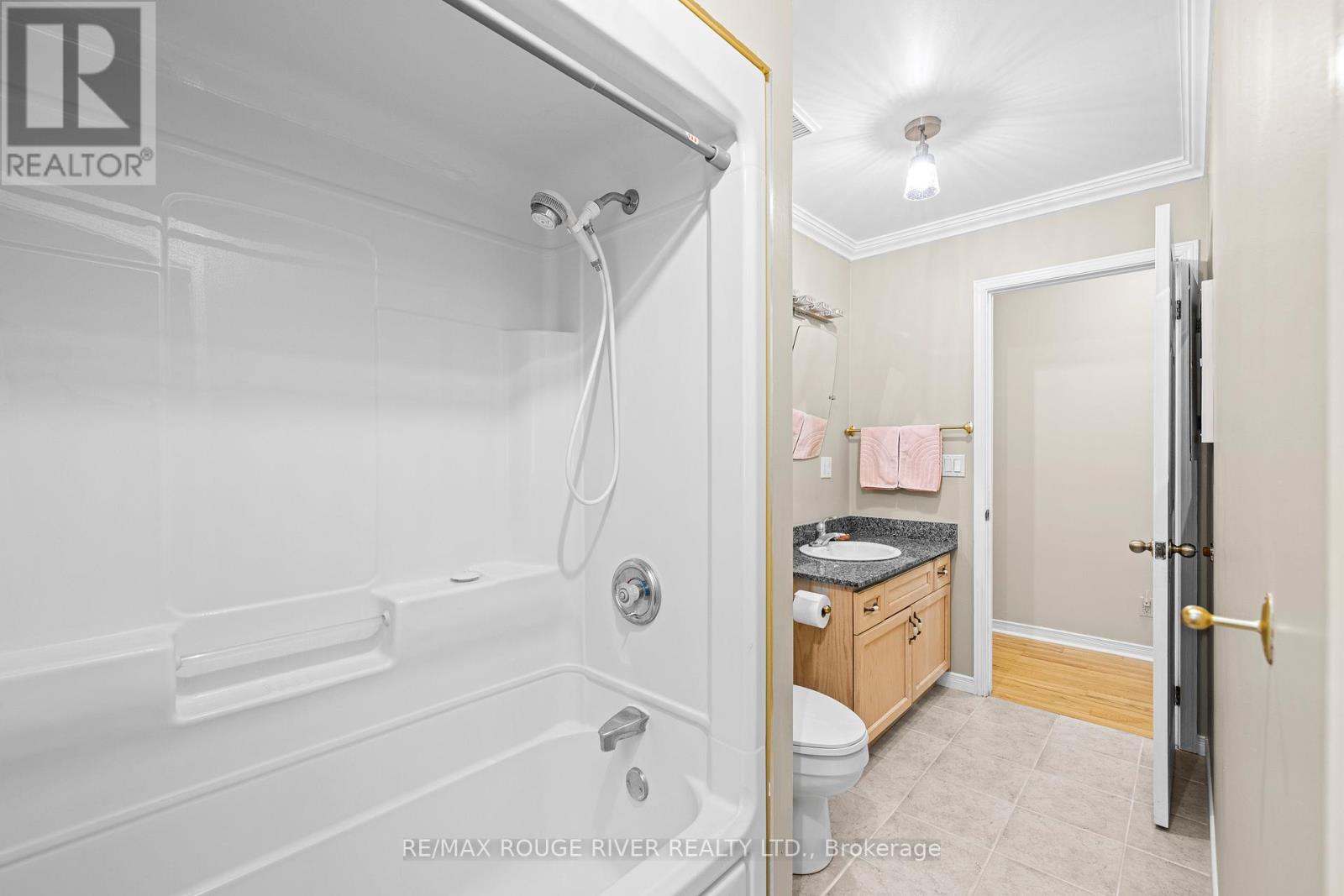 14 - 10126 LONGSAULT ROAD — photo 31