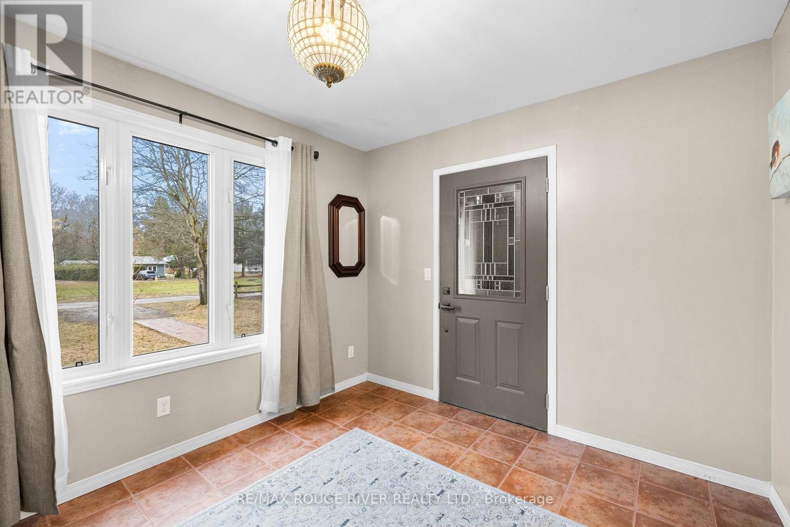 #14 10126 LONGSAULT ROAD - 4