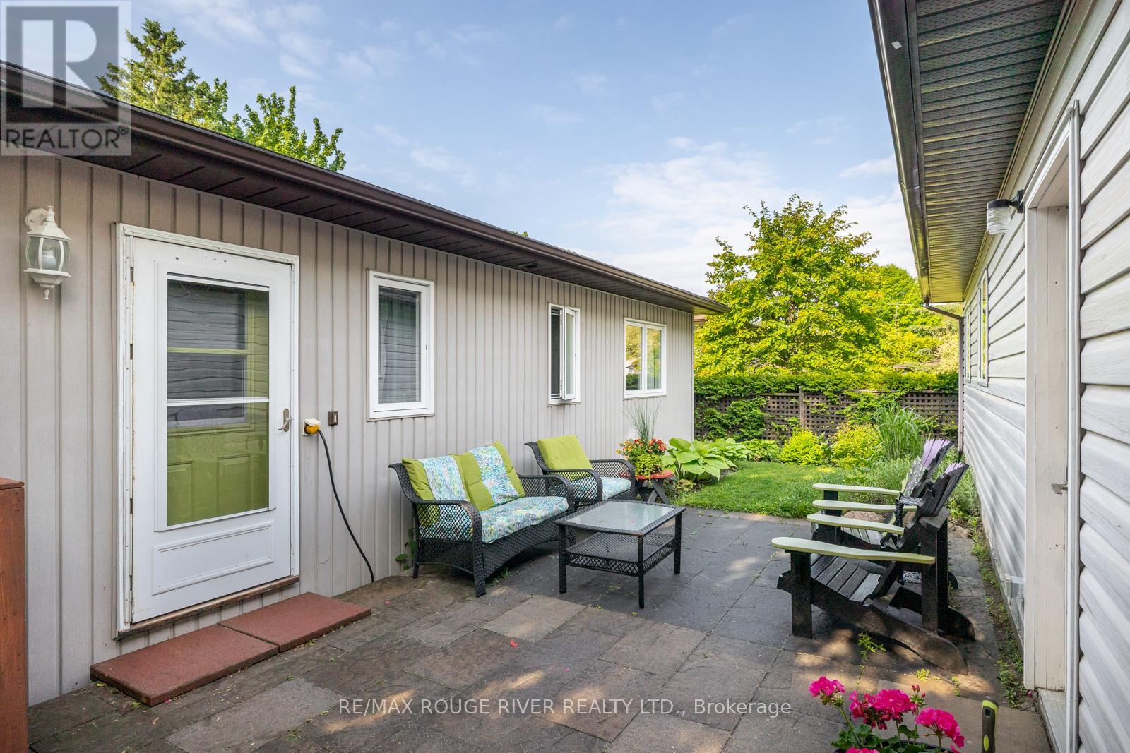 #14 10126 LONGSAULT ROAD - 41