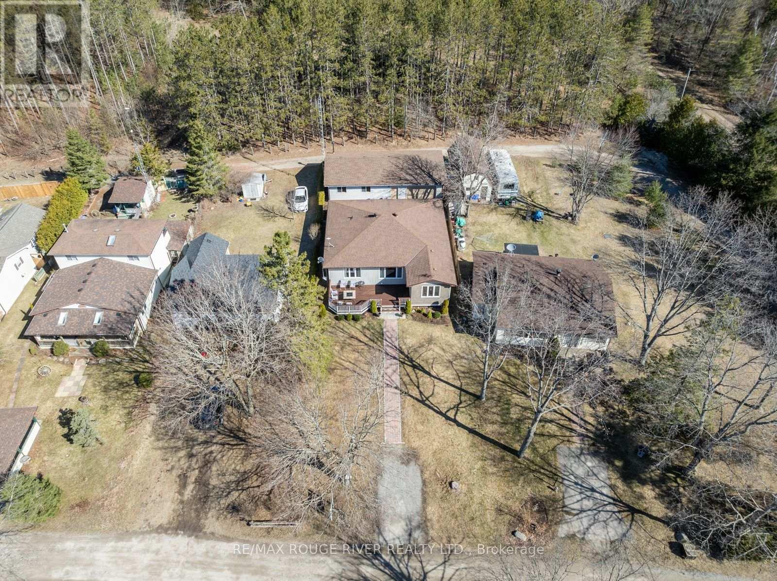14 - 10126 LONGSAULT ROAD — photo 48