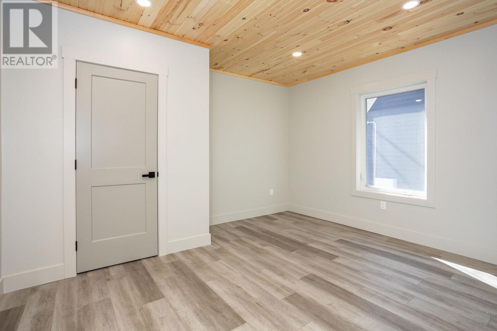 71A Woodleigh Drive - 11
