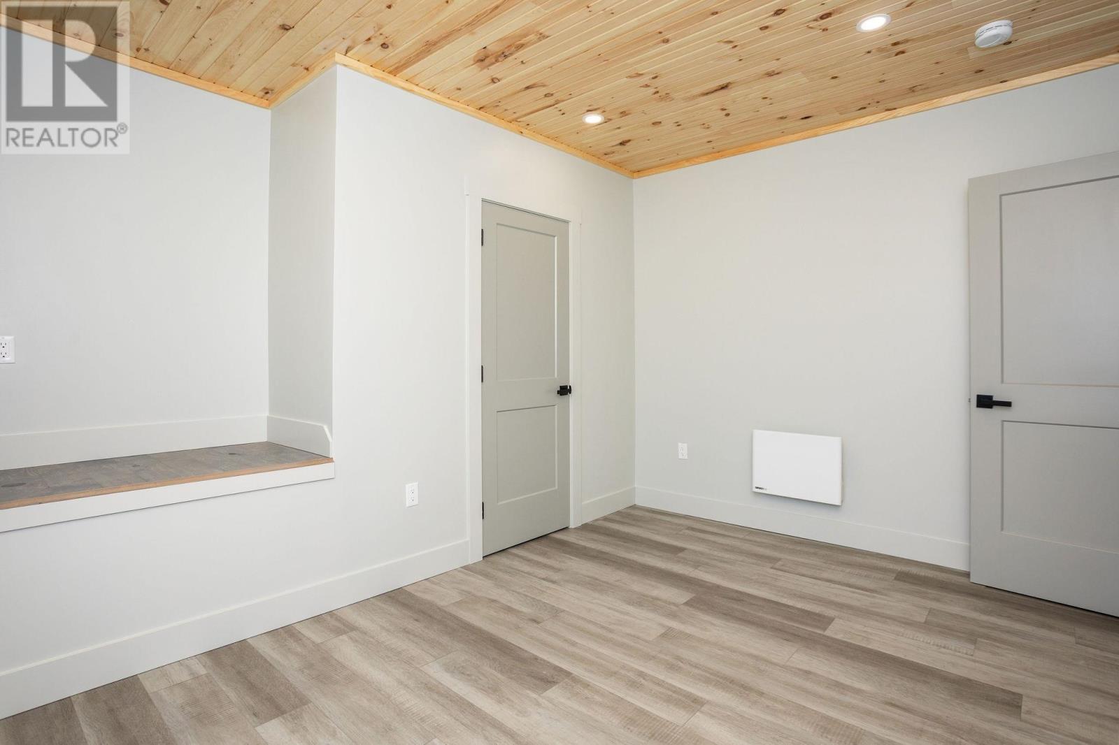 71A Woodleigh Drive - 17