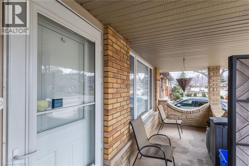 101 VICTOR BOULEVARD - 5