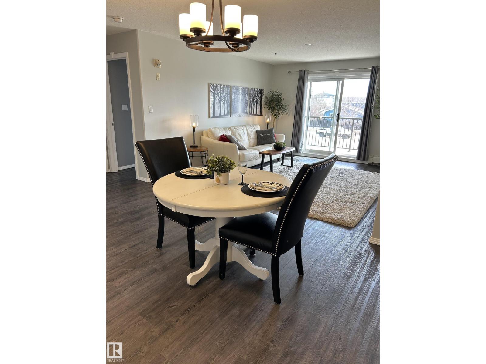 #207 592 HOOKE RD NW, Edmonton