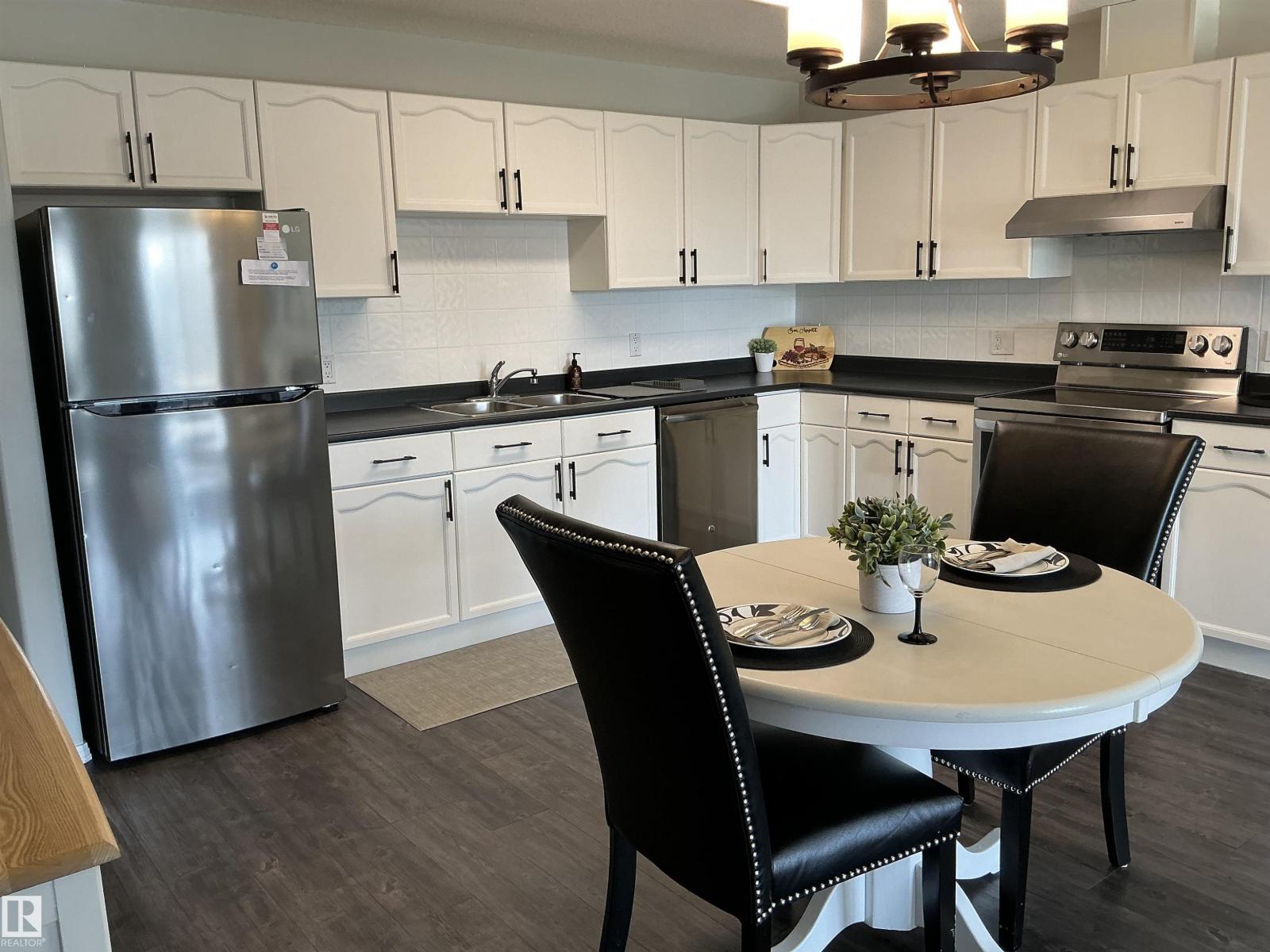 #207 592 HOOKE RD NW, Edmonton