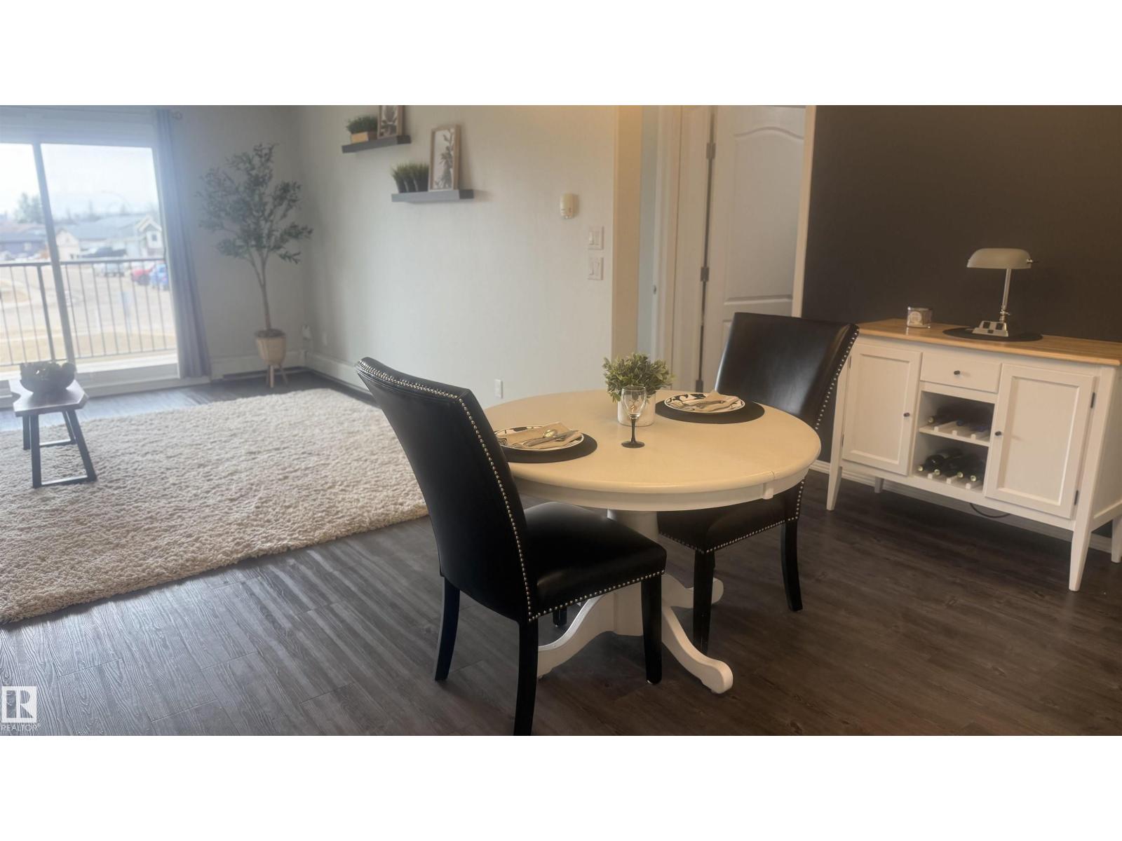 #207 592 HOOKE RD NW, Edmonton