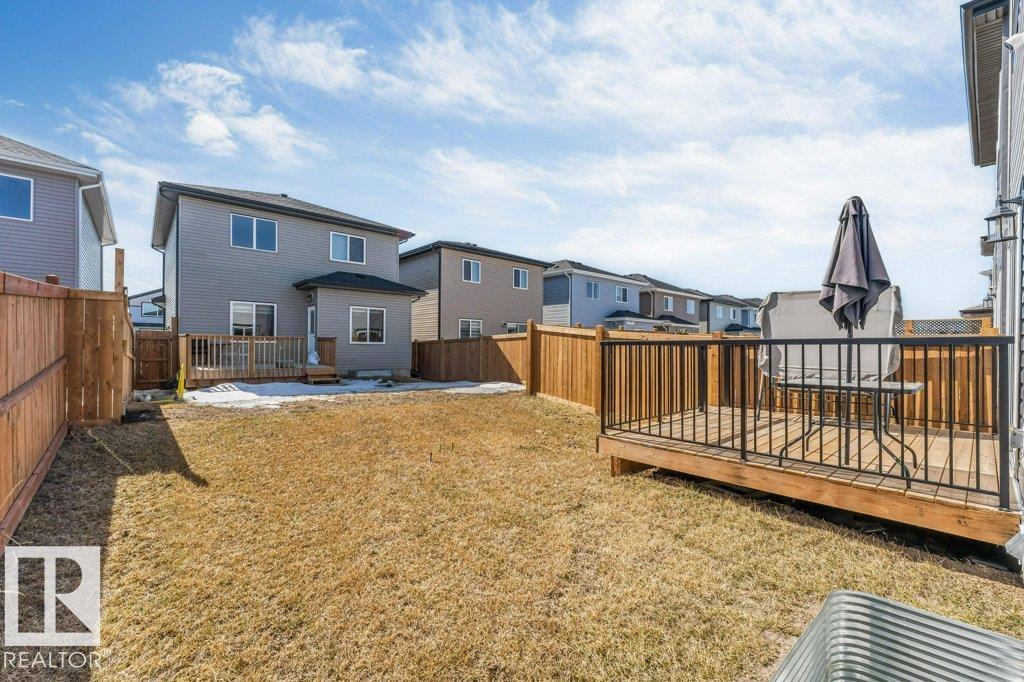 452 ROBERTS CR, Leduc